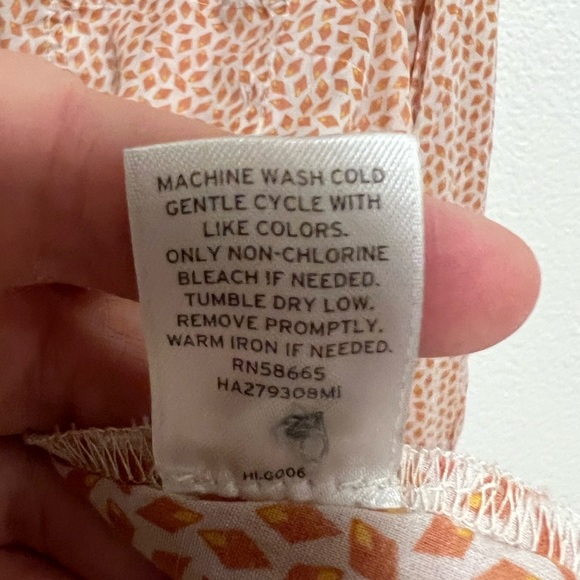 Halogen (Nordstrom) Women’s Button Down Blouse, Medium - Picture 5 of 7